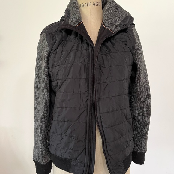 Abercrombie & Fitch Womens black Long Sleeve Pockets Quilted Puffer Coat Size XS - Picture 7 of 7